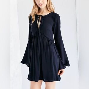Urban Outfitters Ecote Crochet-Trim Bell-Sleeve
Mini Dress Size XS